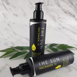 First Pick 끈적이지않는 션크림 백탁 끈적임 없는 선크림 200ml 나이아신아마이드 Non-Sticky Sunscreen with Niacinamide 200ml [The Sun Niacin 10%]