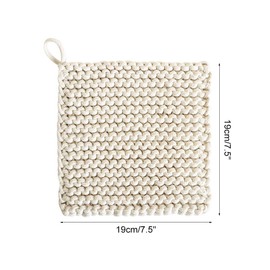 Crocheted Pot Holders, 2-Piece Square Coaster Set Made of Woven Cotton, Heat Resistant Placemats for Hot Bowls, Teapots, Pots and Plates