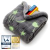 Cuddly blanket with luminous stars to feel good in the