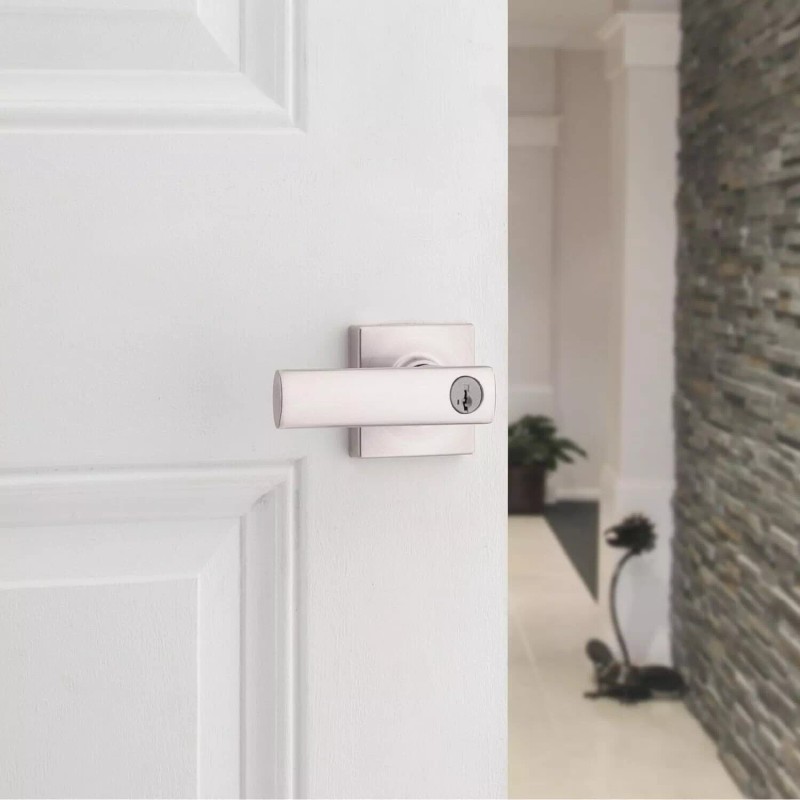 Kwikset Breton 405 Entry Door Handle with Lock and Key,