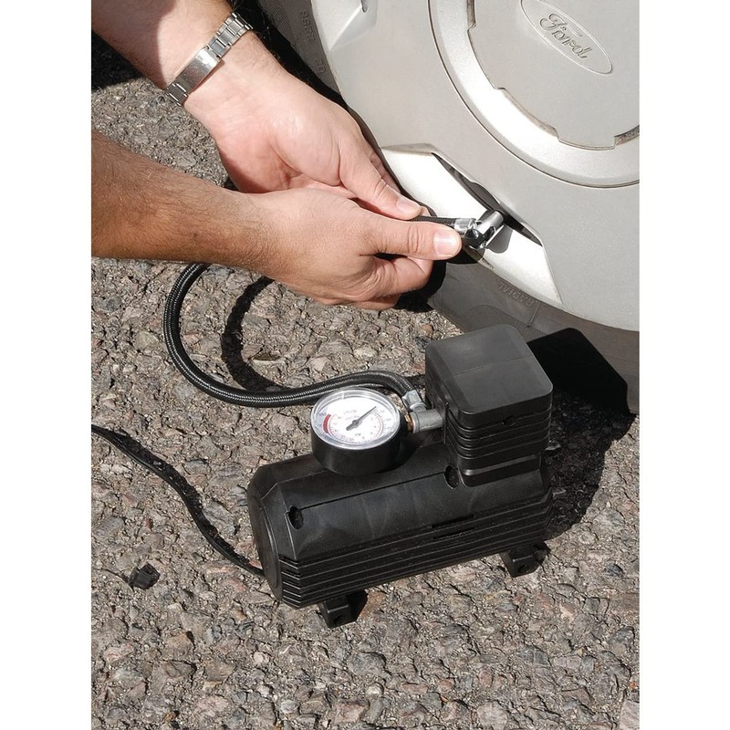 Draper Redline 81023 12 V Mini Analogue Air Compressor