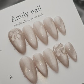 Soft and tangle glass magnet [Handmade nail tip] Emily Nail - Short nose pin / 여리탱글 유리알자석 [수제네일팁] 에밀리네일 - 숏코핀