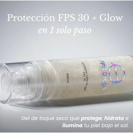 Protector Solar Corporal FPS 30 con Glow Mali | Gel Toque Seco | Micro Destellos Iluminadores | Hidrata Sin Pegajosidad | Amplio Espectro UVA/UVB | 10
