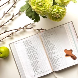 HolyRoses Olive Wood Mini Comfort Cross Handcrafted Religious Keepsake | Christian Faith Symbol | Made in Bethlehem (1