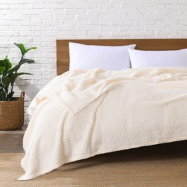 Ultra Soft Fleece Sherpa Blanket Queen Size, Lightweight Cozy Pattern Reversible Bed Blanket for All Season, Antique White, 90”x90”