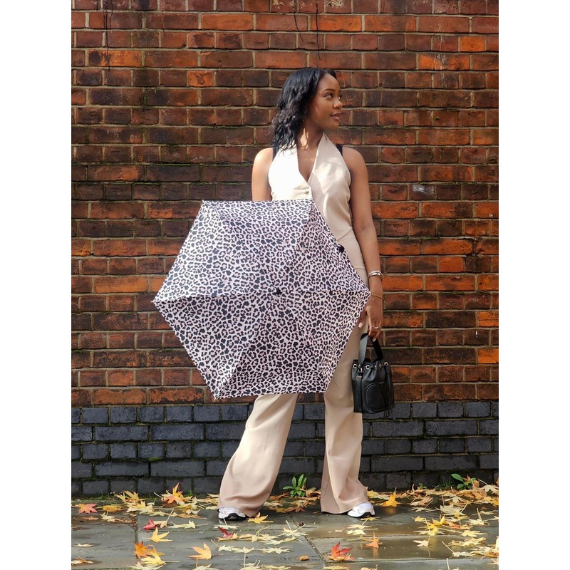 Fulton Tiny-2 Umbrella, Compact Lightweight Travel Umbrella (Classic Leopard)