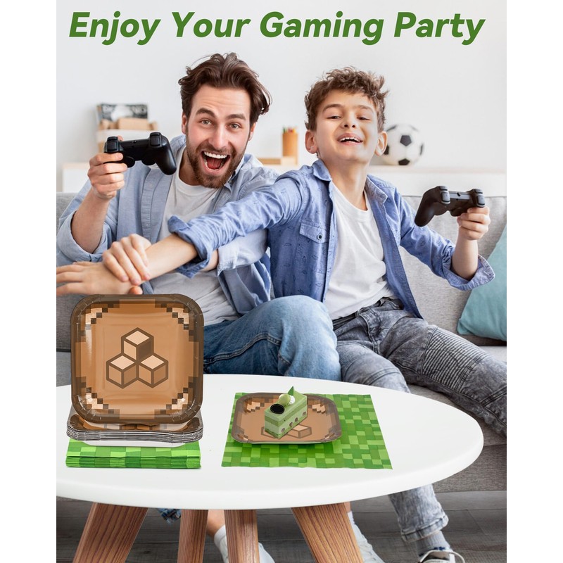Pixel Gaming Party Supplies Set - Including 9“ Plates and