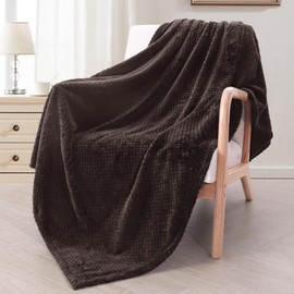 Exclusivo Mezcla Extra Large Fleece Throw Blanket, 127x178 CM Soft Jacquard Weave Waffle Pattern Throws for Sofa Settees, Coffee