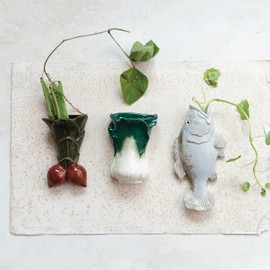 Creative Co-Op Embossed Stoneware Cabbage Shaped Wall Vase Planter, Green and White