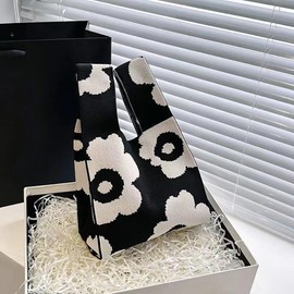 [NANYONGYU] Knit Bag, Knit Handbag, Eco Bag, Sub Bag, Women's Knit Tote Bag, Knitting Shoulder Bag, Knit Cute Bag, Casual Tote Bag, floral - black