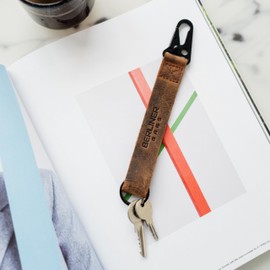 Berliner Bags Vintage Keyring Jan Leather Keyring for Men and Women, erdfarben