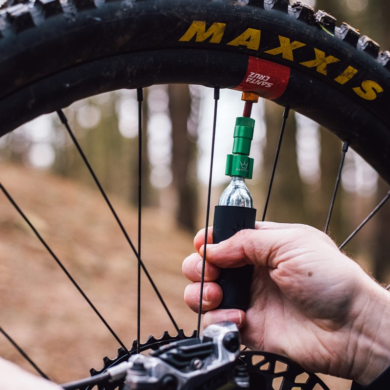 Peaty's Holeshot CO2 Tire Inflator Kit, MTB 25g, Slate