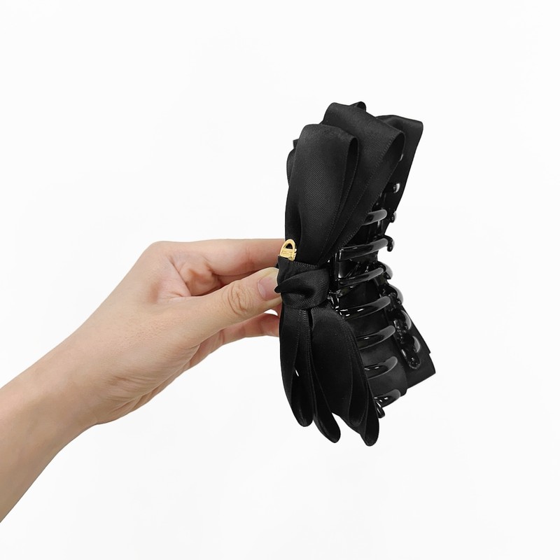 Burnaby Black Lumiere Clamp Pin / 버나비 블랙 루미에르 집게핀