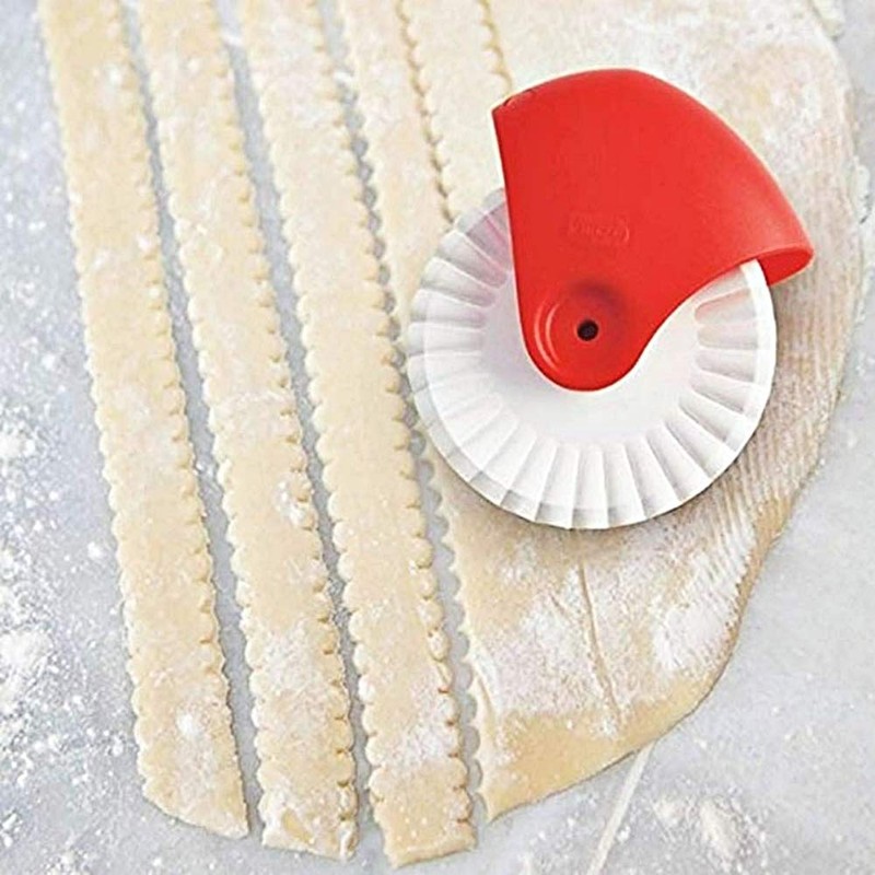 Cut Dough for tarts - Cut and Close Wheel -