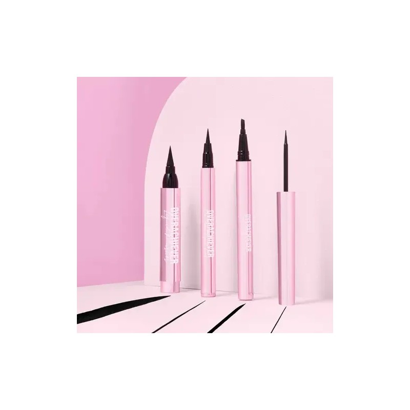 Delineador Liquido Overachiever Negro Beauty Creations Color Plumon Diagonal