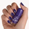 Essence Gel Nail Color 65 Oh-Bergine