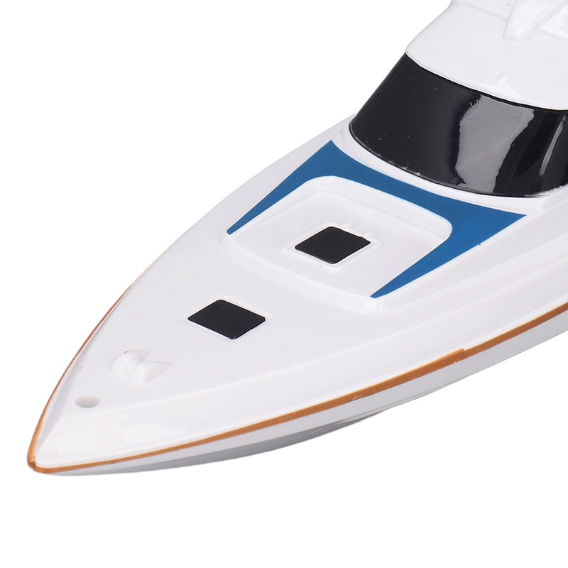 Electronic Yacht Water Toy Realistic Racing Educational Multi Functional Speedboat