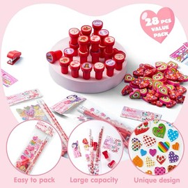JOYIN 28 paquetes/225 piezas de papelería para el Día de San Valentín, juego de regalo para niños para intercambio entre compañeros de clase, incluye 