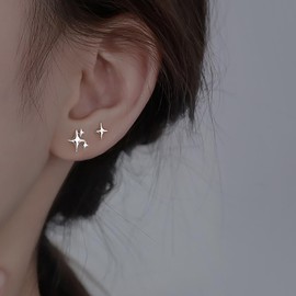 Silver Cute Asymmetrical Star Stud Earrings for Women,Minimalist Four-Pointed Star Stud Earrings,Delicate Little Polygon,Sparkling Earrings Holiday Gifts (Silver)