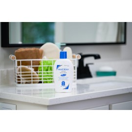 Vanicream Gentle Body Wash, 12 Fl Oz, Formulated without Common Irritants for Sensitive Skin, Gentle Cleanse and Moisture, Removes Dirt & Oils, Non-Drying, pH-Balanced Shower Gel