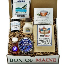The Maine Breakfast Box - 7 Maine-made items - Pure Maine Maple Syrup, Organic Blueberry Honey Bear, Wild Maine Blueberry Jam, Bar Harbor Tea Black Tea, Carrabassett Acadia Coffee, Canned Wild Blueberries and Blueberry Pancake Mix)
