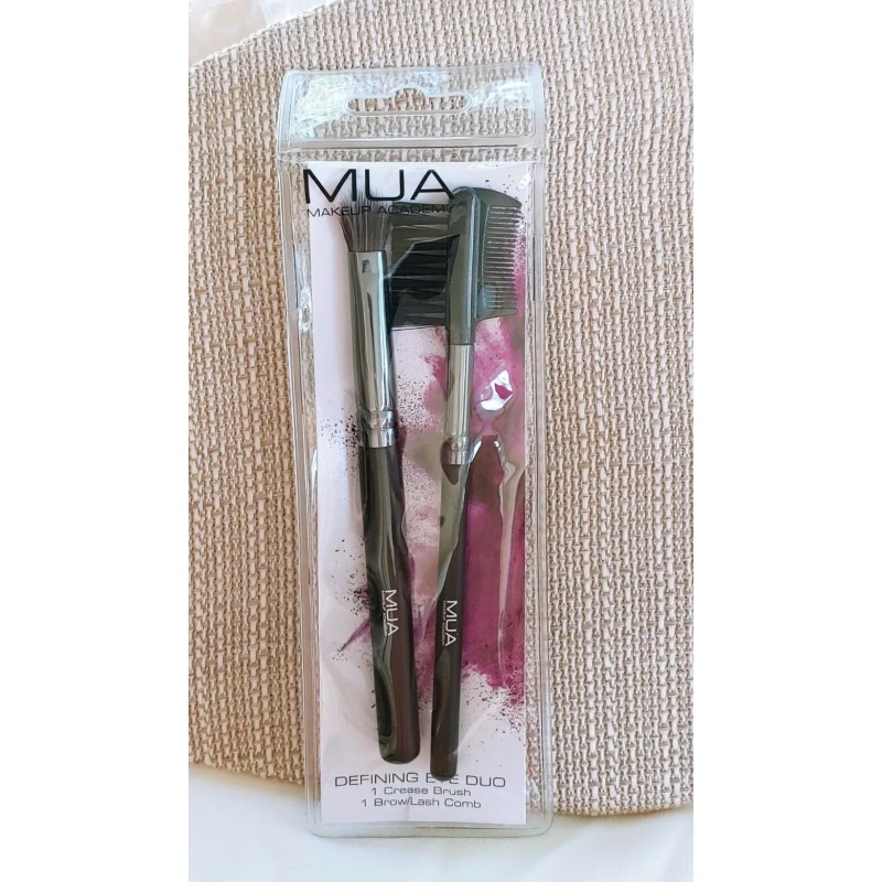 MUA PROFESSIONAL MAKEUP ACADEMY Defining Eye Duo 2 Brush Crease