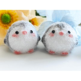 Mystoneer Taba Squishy, Cat Paw Squishy, Squishy Cat Paw, Cat Paw Squeeze Toys, Hamster Squishy, Featuring a Keychain for Attaching to Bags as a Decorative Accessory(Tiny Penguin*1)