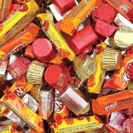 Hershey's Kisses, KITKAT, NUGGETS, WHOPPERS, and More Assortment 2 Pounds Bag