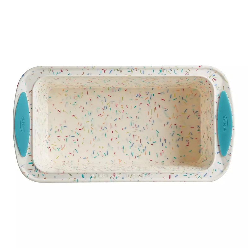 Trudeau Structure Silicone Loaf Pan with Steel Rim, 8.5 x