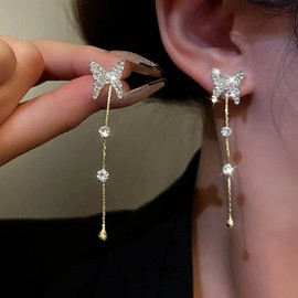 Inateannal Vintage Crystal Butterfly Drop Earrings Long Rhinestone Chain Tassel Earrings Gold Butterfly CZ Chain Earrings Pearl Butterfly Stud Earrings Jewellery for Women and Girls, Crystal