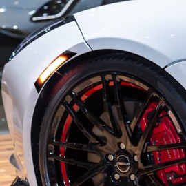 6 Pieces Car Reflective Trim Carbon Fiber Side Marker Stickers Automotive Exterior Accessories Door Reflector Guard for Car SUV Pickup Truck Wheel Well Arch or Side Bumper Fenders (Black and Red)