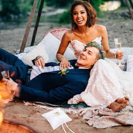 VALICLUD Wedding Ring Cushion Bowknot Ring Cushion Delicate Lace Pearl Wedding Ring Cushion Wedding Party Bowknot Ring Holder for Wedding Engagement Party White