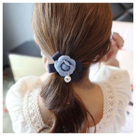 Allereyae Pearl Flower Hair Hair Rope Pearl Initial Letter Scrunchies Hair Tie Blue Flower Ponytail Holder Ring Elastics Hair Bands Stretchy Rubber Hairbands Hair Accessories for Women and Girls