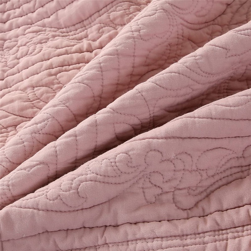 WINLIFE 100% Cotton Quilted Pillow Sham Floral Printed Pillow Cover