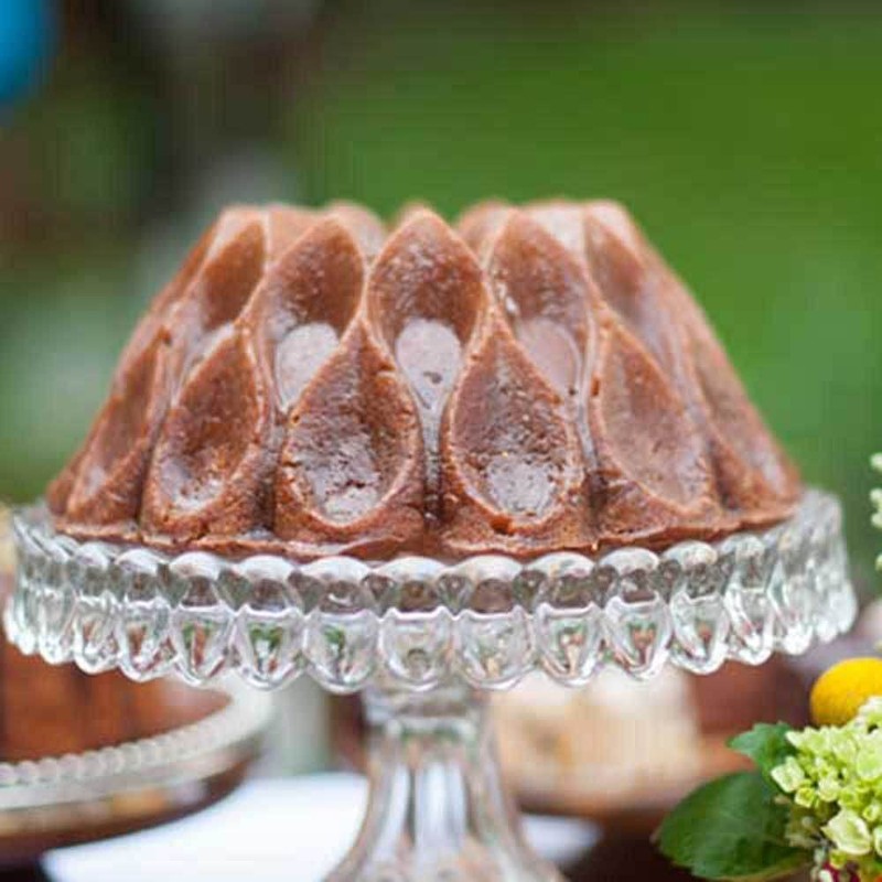 Nordic Ware Crown Bundt Pan