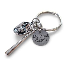 JewelryEveryday Baseball or Softball Keychain with Bat & Mitt Charm, and Disc Engraved with My Best Catch; Couples or Team Keychain