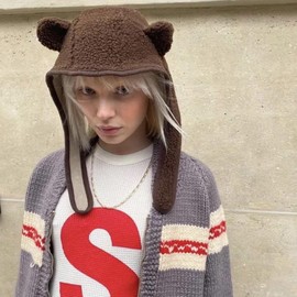 OATSBAS Fleece Beanie Hats for Women Men Bear Safety Hat Magnetic Buckle Ear Projection Cute Outdoor Winter Hat (Brown,One Size)