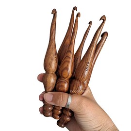 Wooden Crochet Hooks Set Rosewood Needles for Knitting & Crocheting Size 4mm to 9mm Ergonomic Soft and Comfortable Grip Handle “Yarn Accesories (Set of 6)