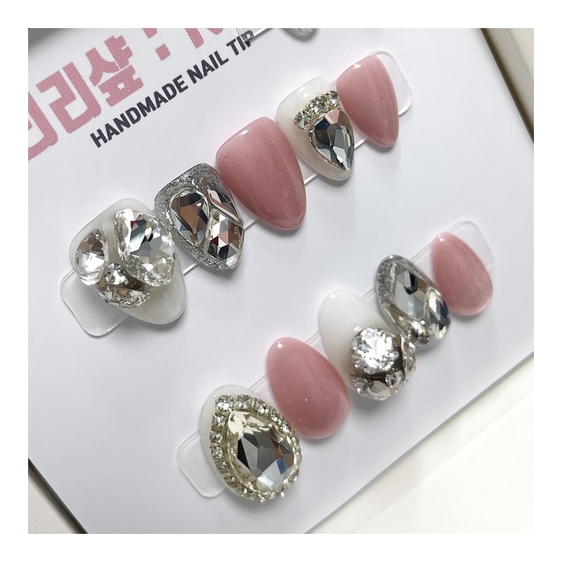 Yuri Yeori Full Stone Handmade Nail Tips - I want