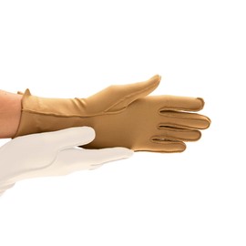 isotoner Guantes de compresión de artritis para mujeres y hombres para alivio del dolor reumatoide para apoyo articular con diseño de dedo abierto/completo, Camel, X-Small