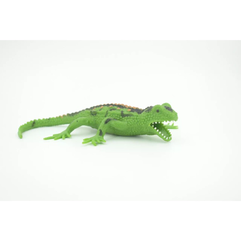Collectible Wildlife Gifts Lizard Toy, Stretchable, Squishy, Squeezable, Soft Rubber