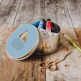 Mr. & Mrs. Panda Tin Box Round Hedgehog Feather Decoration - Gift, Metal Tin, Camping, Metal Tin, Animals, Gift Box, Forest Animals, Adventure, Tin Cans