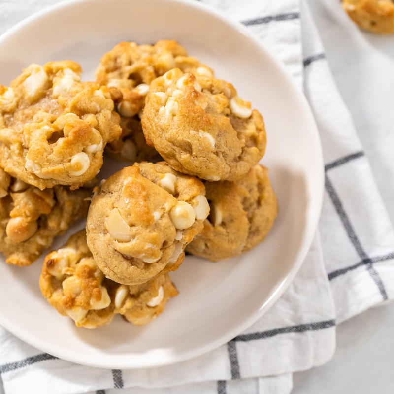 Yupik Dry Roasted Unsalted Hazelnuts, 2.2 lb (35.2 oz), Gluten-Free,