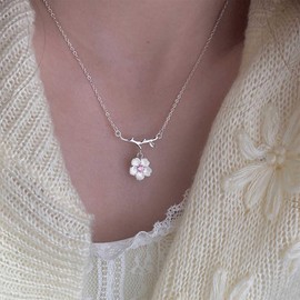 Xmsrn Vintage Crystal Flower Pendant Necklace Rhinestone Flower Choker Necklace Silver Cz Flower Branch Necklace Crystal Flower Choker Necklace Jewelry for Women and Girls