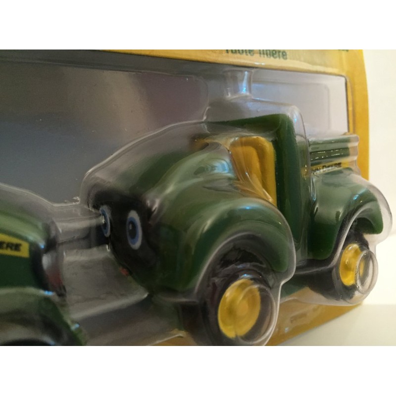 John Deere Johnny Tractor and Allie Gator