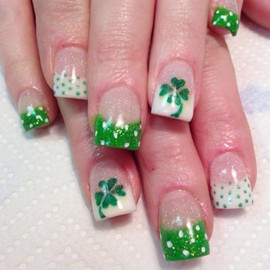 St. Patrick's Press on Nails - Short Square Fake Nails St. Patrick's Day Four-Leaf Clover French Nail Polka Dot Glitter Design Green French Shiny False Nails Sparkly DIY St. Patrick's Tip for Women 24