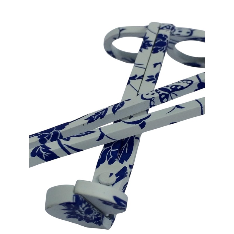 Wick Trimmer with Ornate Blue and White Nature Pattern by