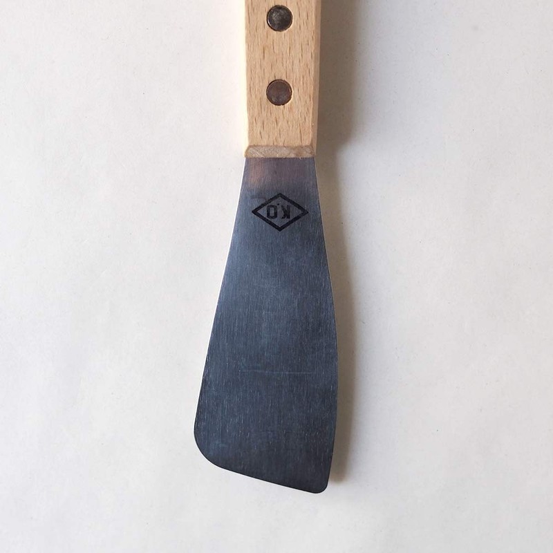 Ozakikame Shoten KO Finishing Spatula Pole L Size Caulking Sealing