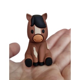 Ulticool - Horse USB Flash Drive 16GB - Practical and Stylish Design for Women, Girlfriend, Teenage Horse Girls or Boys and Horse Fans - Brown