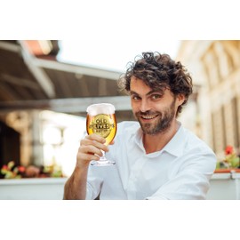 CROWNLY CRYSTAL® Lustige Geschenke für Männer Coole Geschenke für Papa Geschenk für Freund Bierglas Mit Gravur Opa Geschenk Mann Geburtstagsgeschenk für Männer Weihnachtsgeschenke für Männer